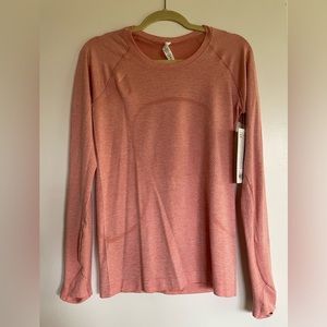 NWT Lululemon Swiftly Tech LS 2.0, size 8